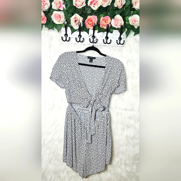 Streetwear Society Pants - Vintage Style Cropped Tie-Front Polka Dot Romper